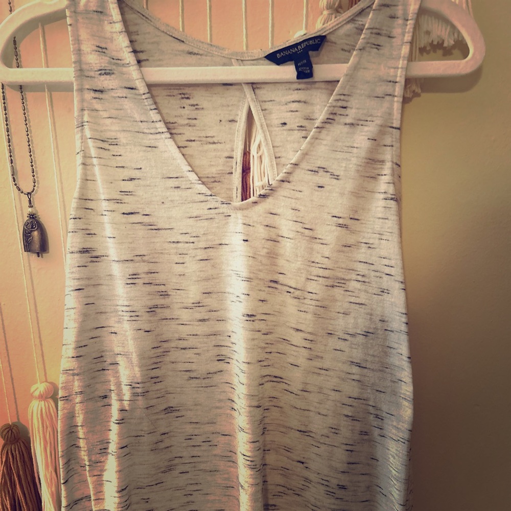 Banana Republic Sleeveless Shirt
